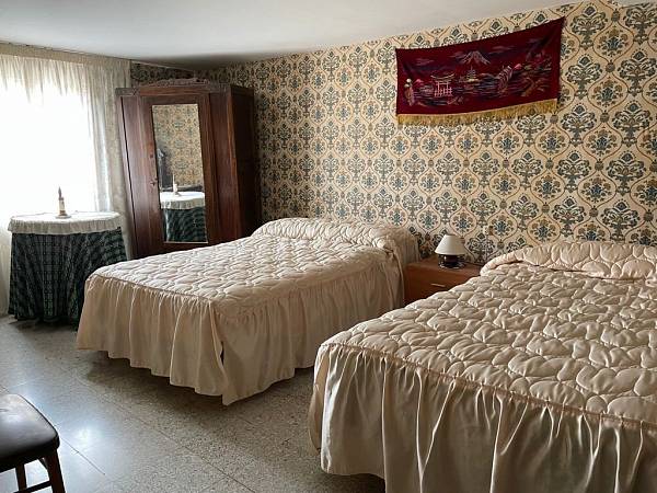 alternative information