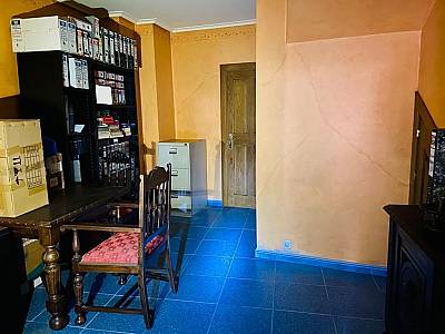 alternative information