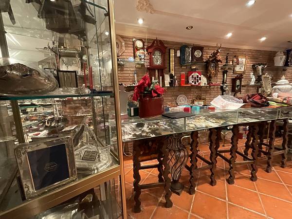 alternative information