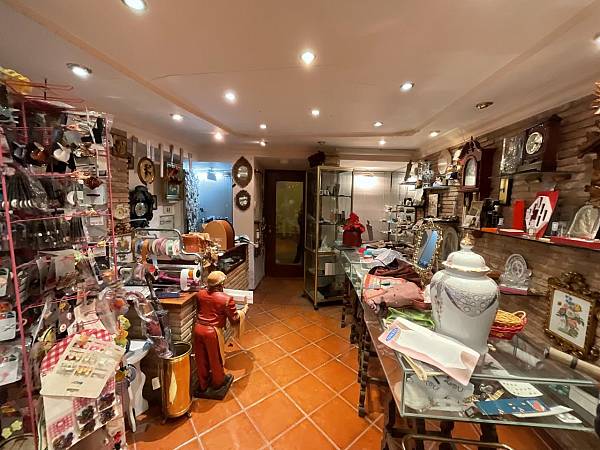 alternative information