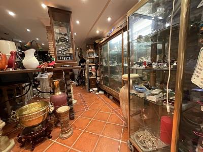 alternative information