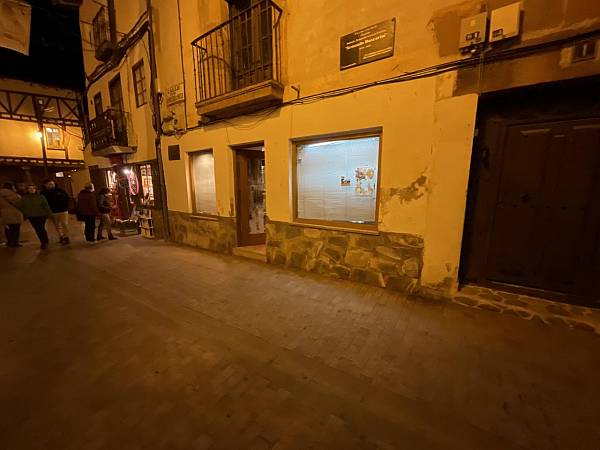 alternative information