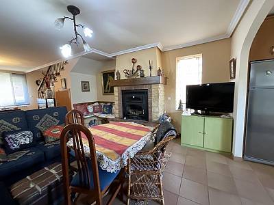 Image title alternative information