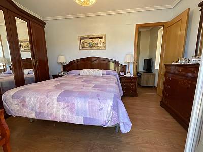 Image title alternative information