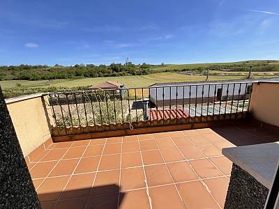 Image title alternative information