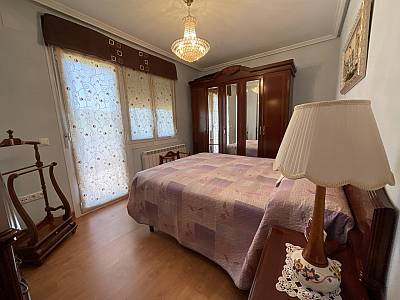 Image title alternative information