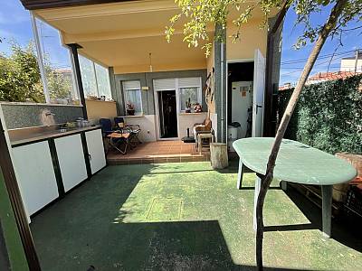 Image title alternative information