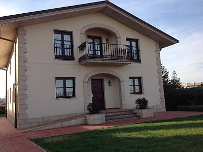 Image title alternative information