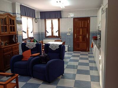 Image title alternative information