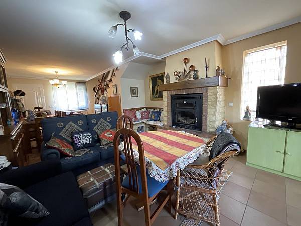 Image title alternative information