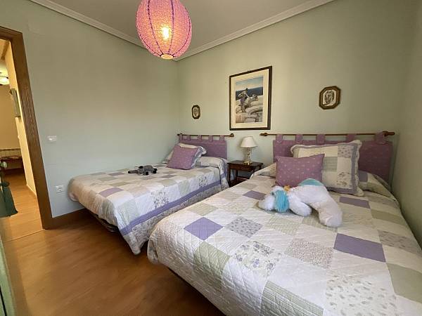 Image title alternative information