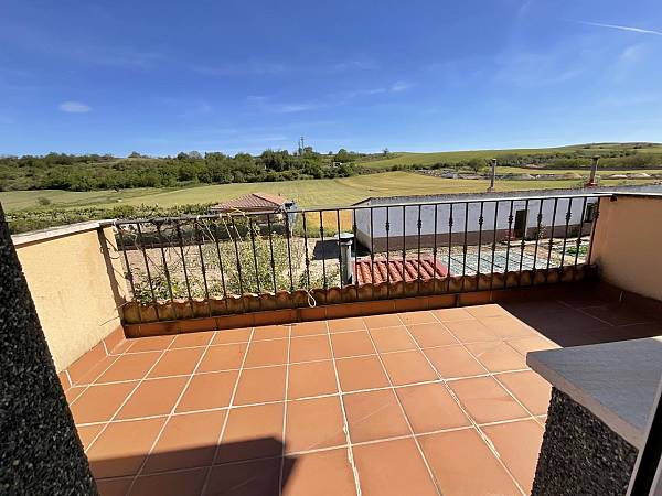 Image title alternative information