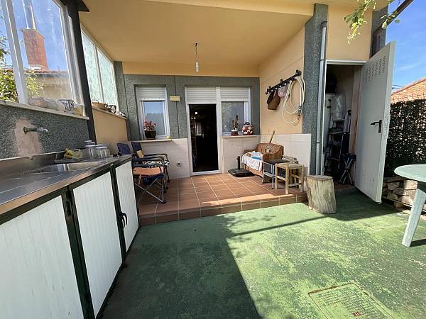 Image title alternative information